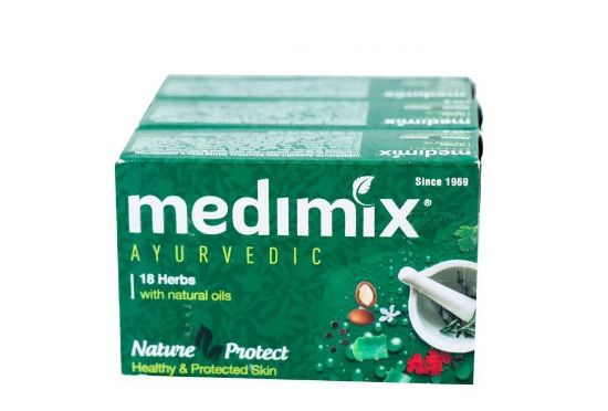 Picture of Medimix 18 Herbs with Natural Oils Soap 3X125g